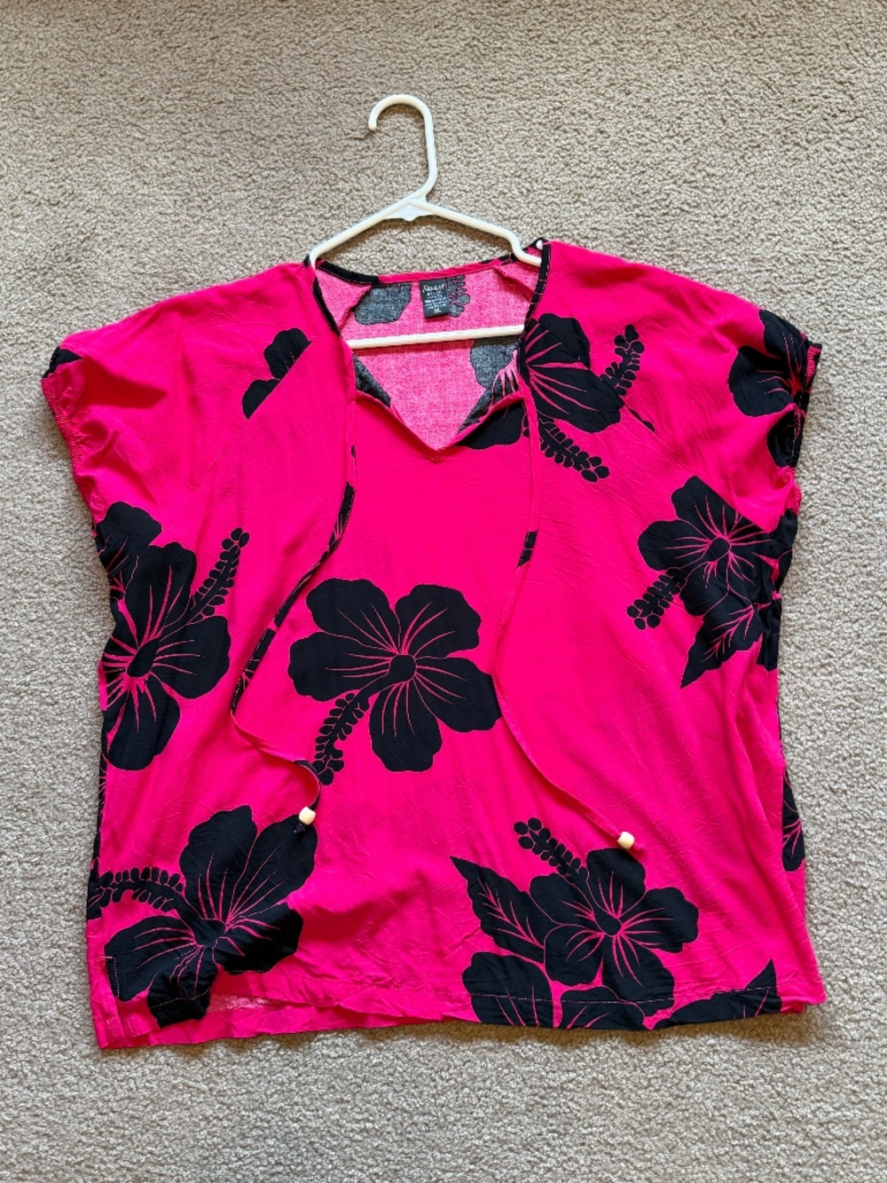 Hot Pink and Black Hawiian print Rayon Shirt sizeXL